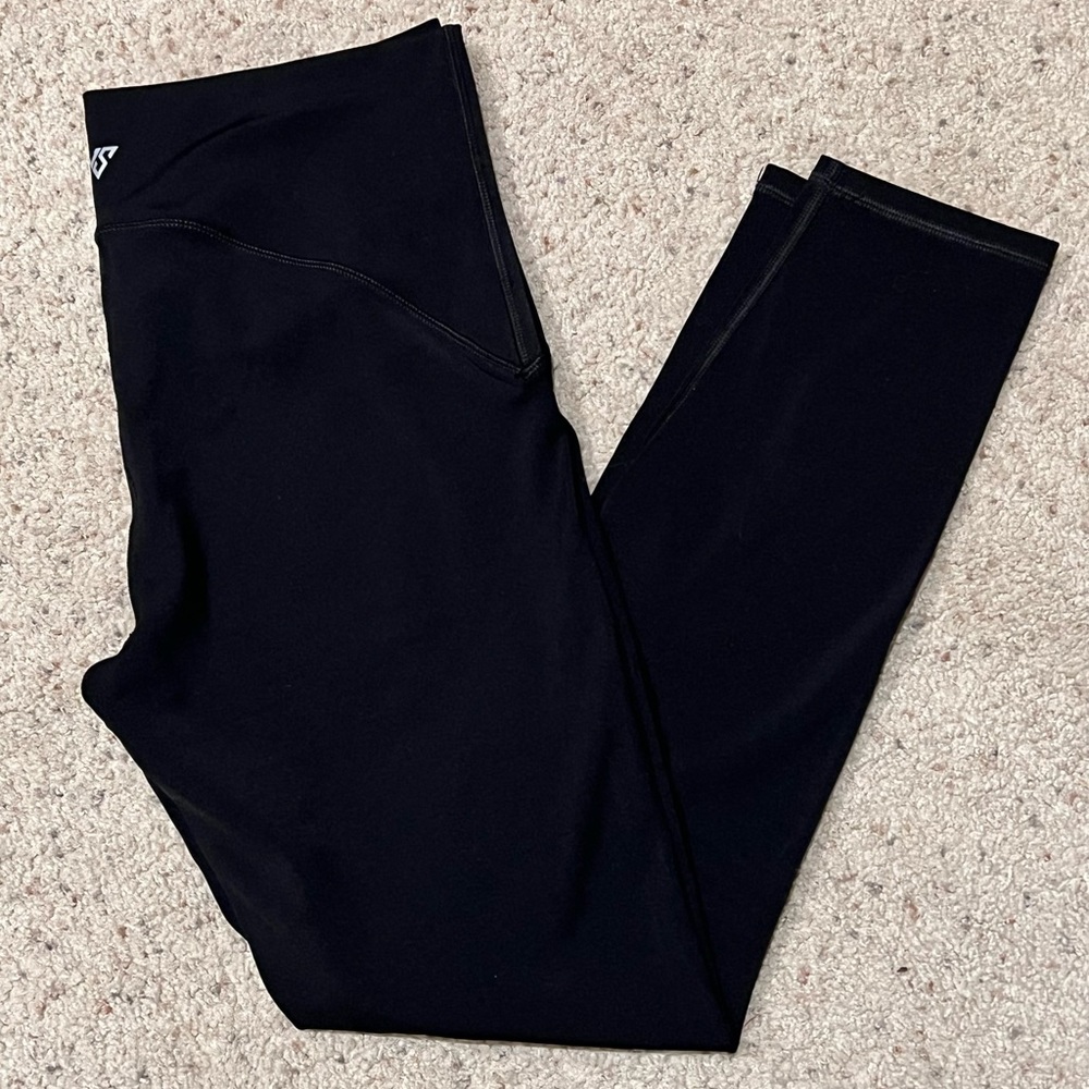 V Shred Essential Leggings Black Size L NWOT